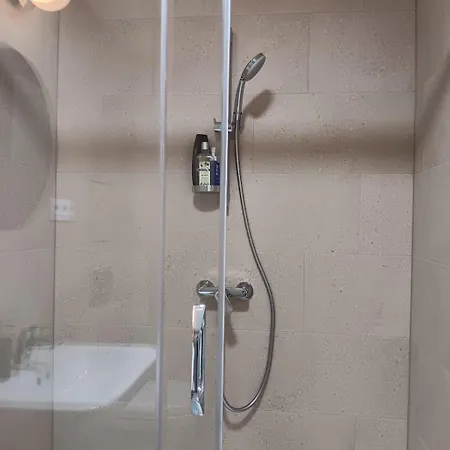 Apartman Stylish And Comfortable In Heart Of Smichov
